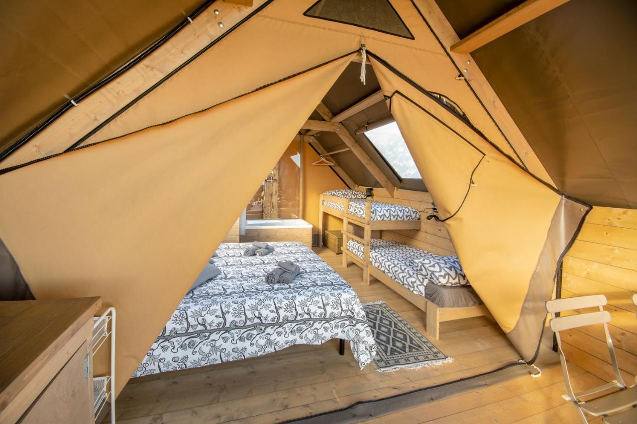 Glamping Debbiare Hotell Riparbella Eksteriør bilde