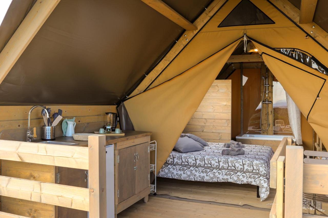 Glamping Debbiare Hotell Riparbella Eksteriør bilde